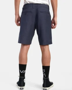 BACK IN HYBRID 19" SHORTS