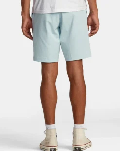 BACK IN HYBRID 19" SHORTS