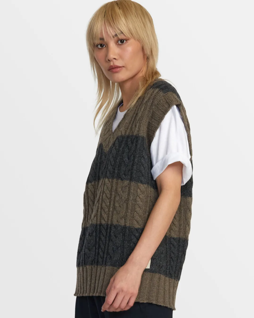 CHEFS KISS SWEATER VEST