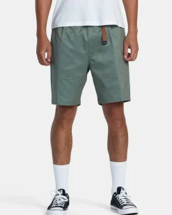 CIVIC HYBRID 18" BOARDSHORTS