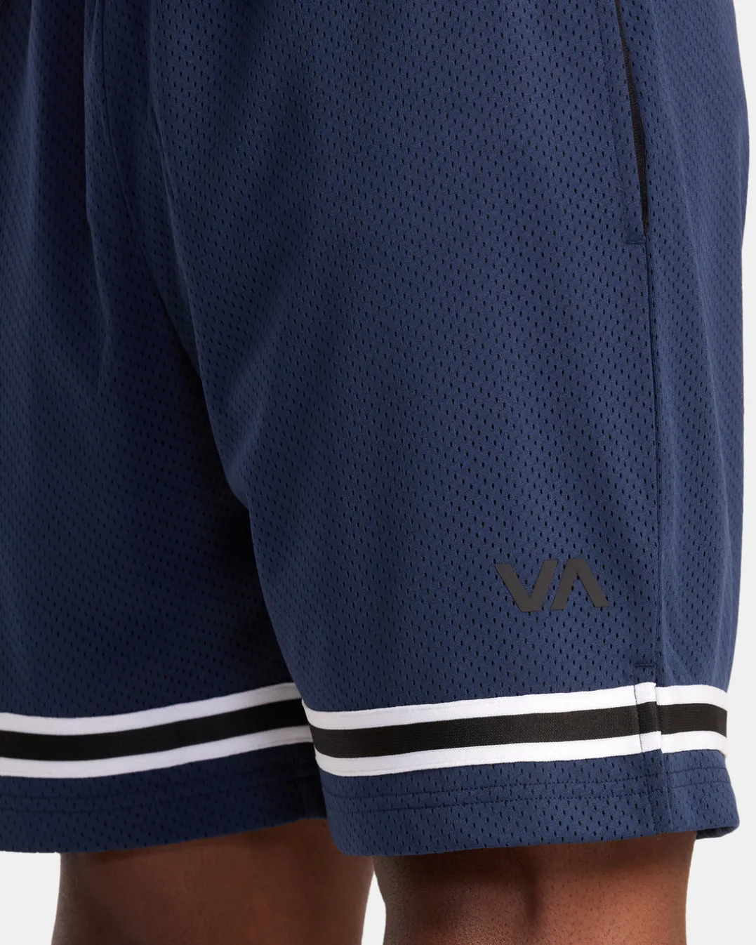 COURT 18" SHORTS