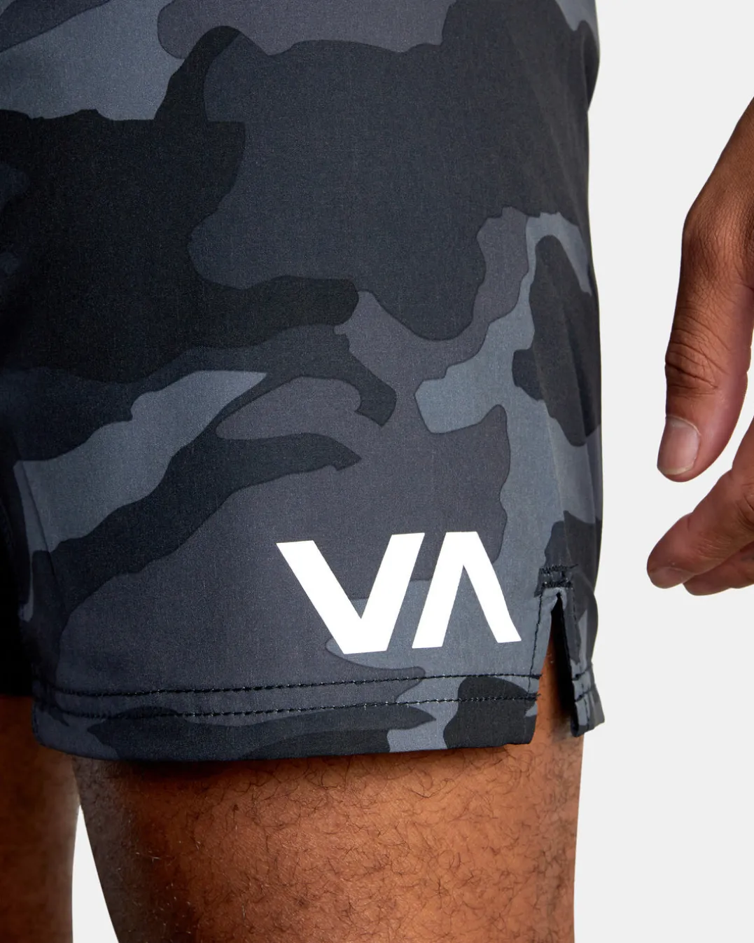FIGHT 15" SCRAPPER SHORTS