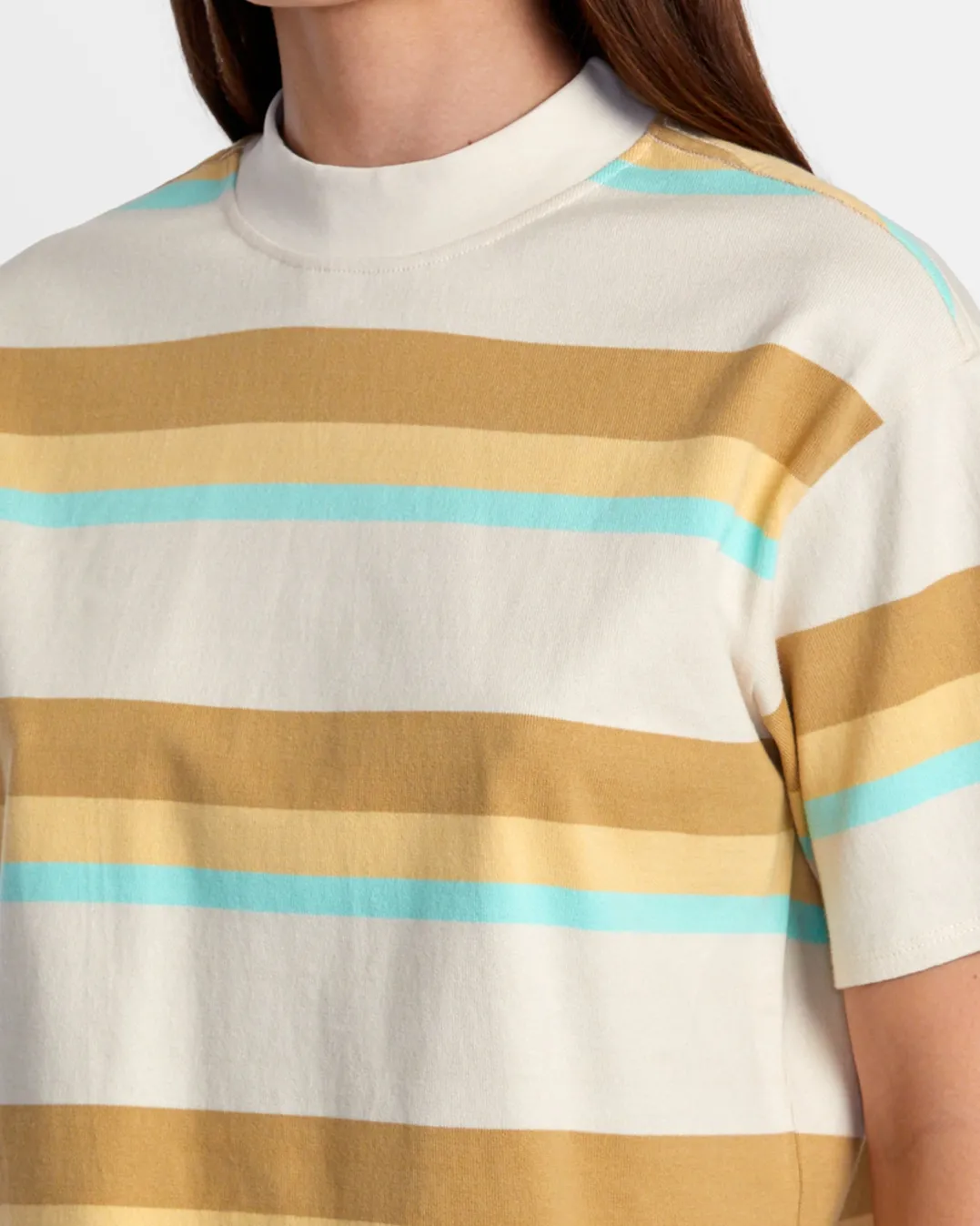KINNEY MOCK NECK TEE