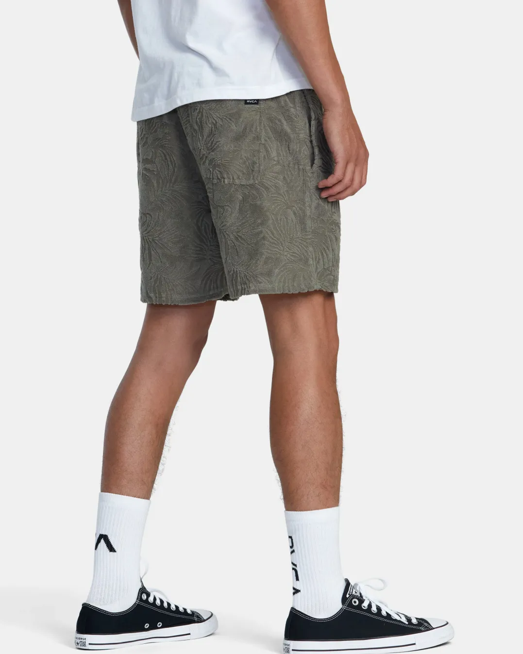 PALMS DOWN 17" ELASTIC WAIST SHORTS