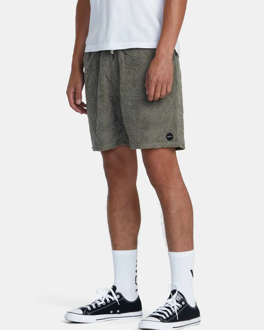 PALMS DOWN 17" ELASTIC WAIST SHORTS