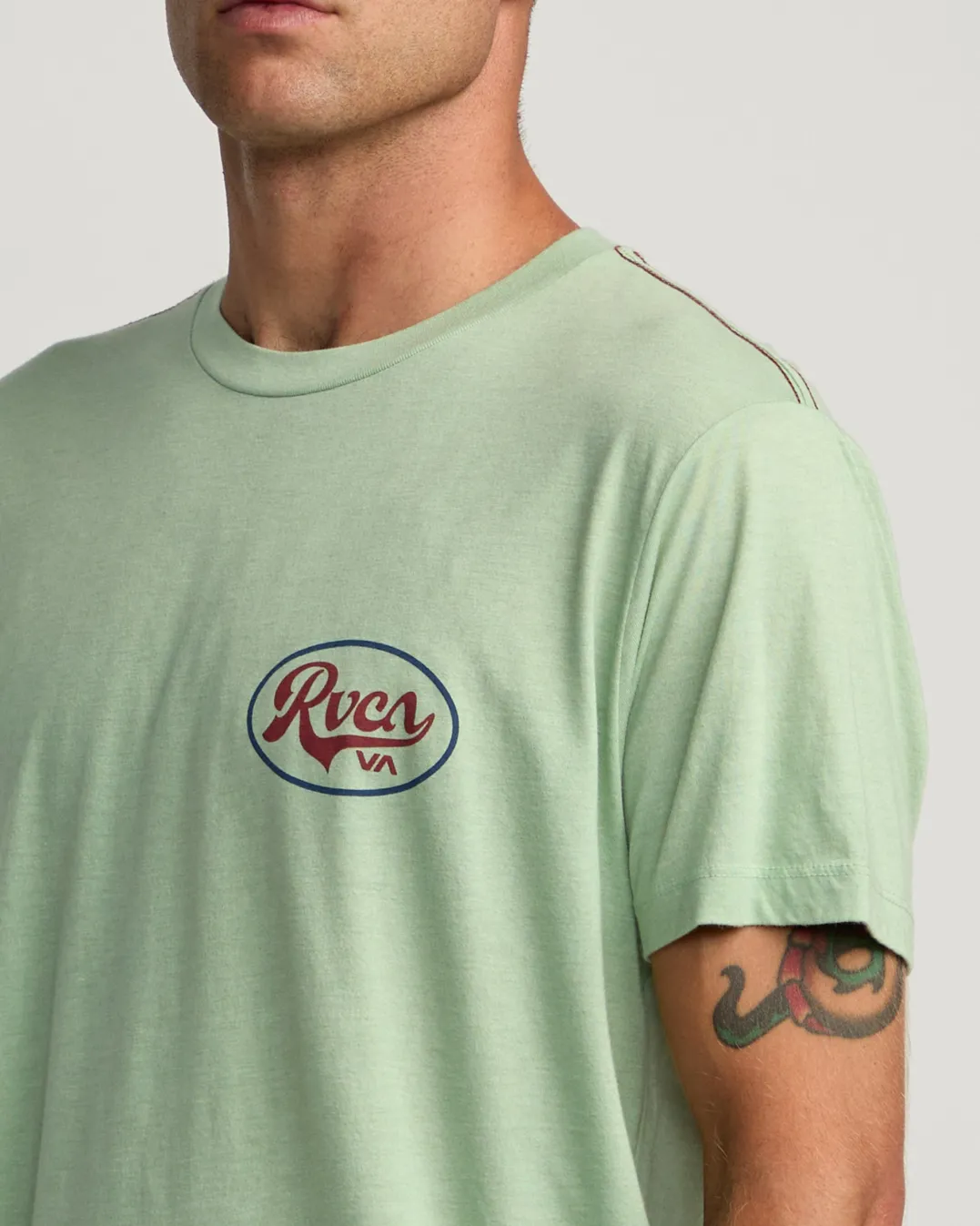 PROWL TEE