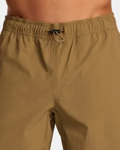SPECTRUM TECH SHORT UTILITY SHORTS