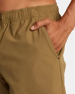 SPECTRUM TECH SHORT UTILITY SHORTS