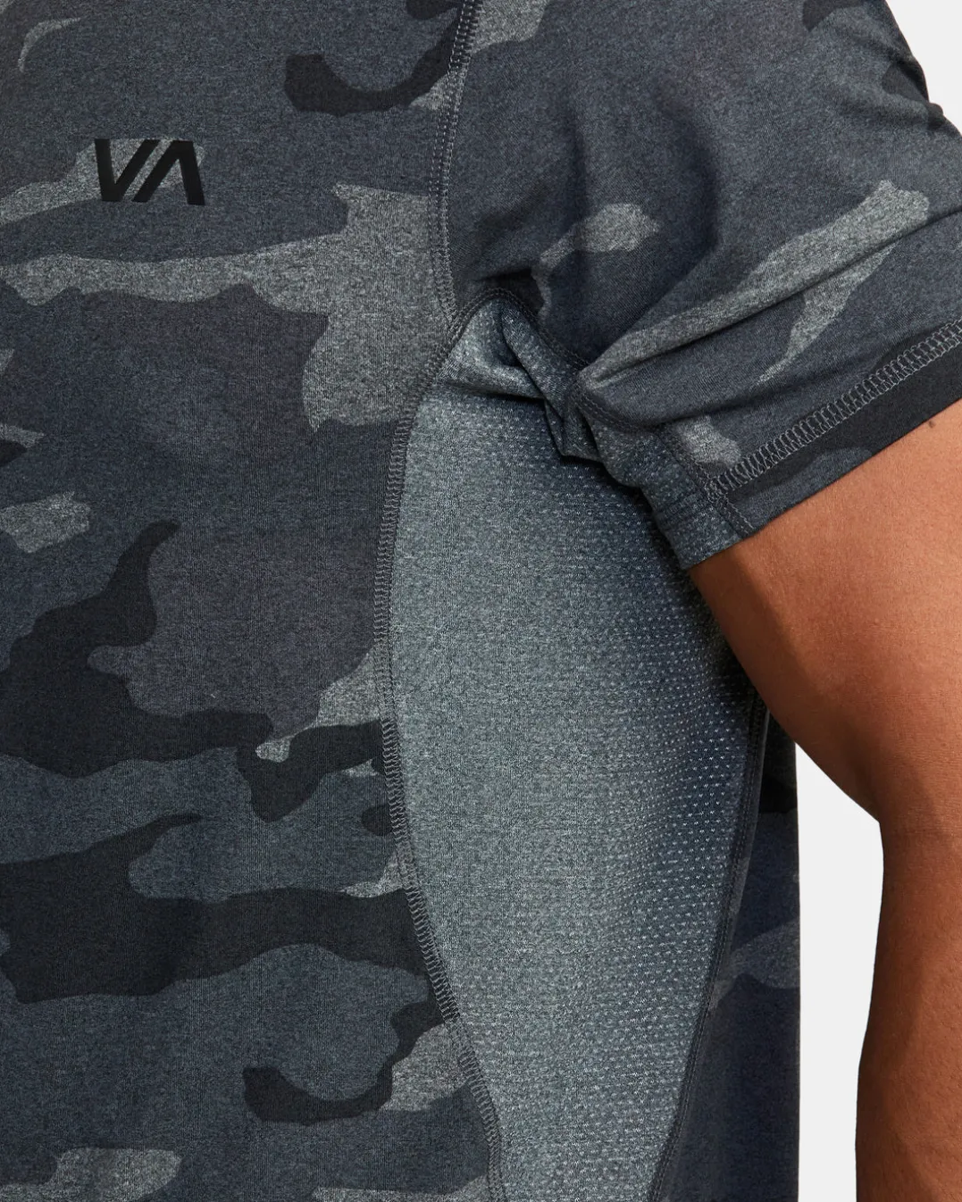 SPORT VENT PERFORMANCE TEE