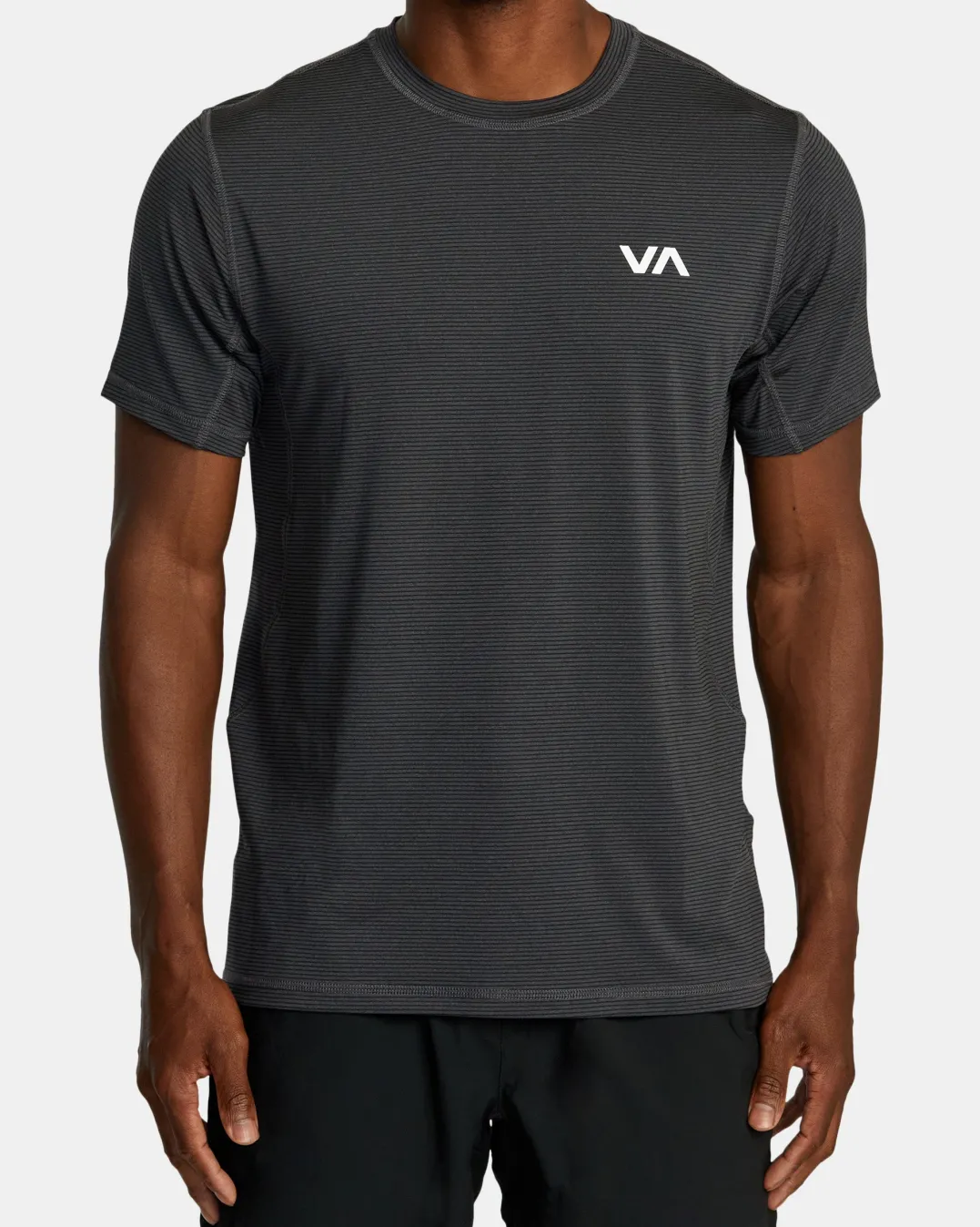 SPORT VENT STRIPE TECHNICAL SHORT SLEEVE TOP