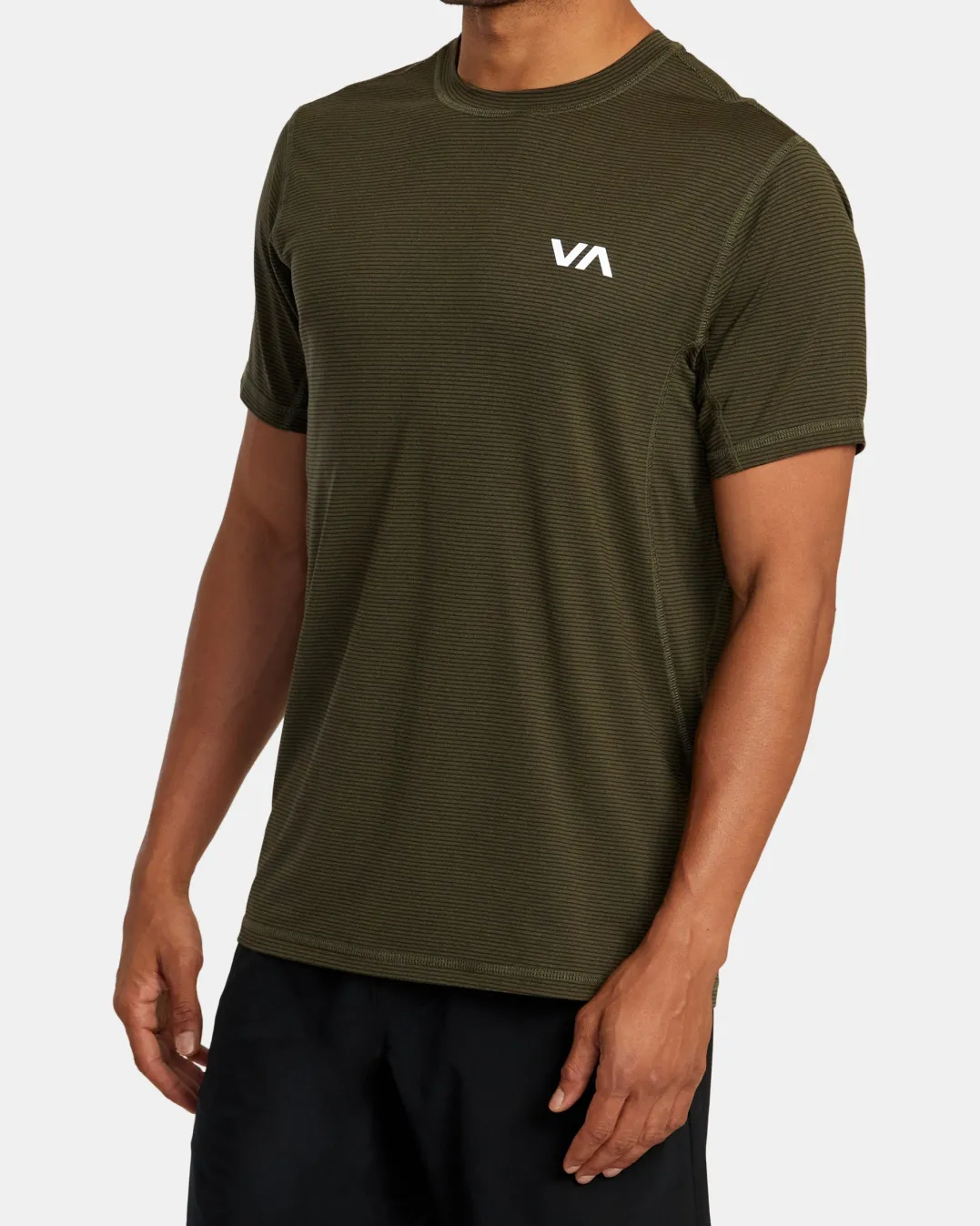 SPORT VENT STRIPE TECHNICAL SHORT SLEEVE TOP
