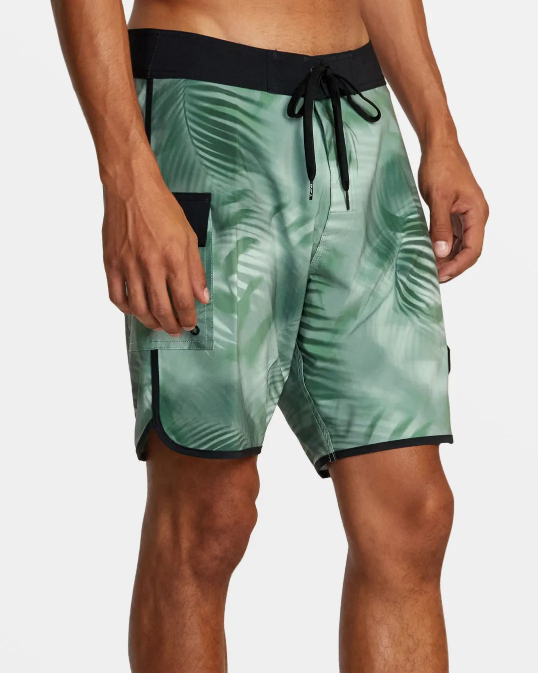 SPRAY CAMO EASTERN 20" BOARDSHORTS