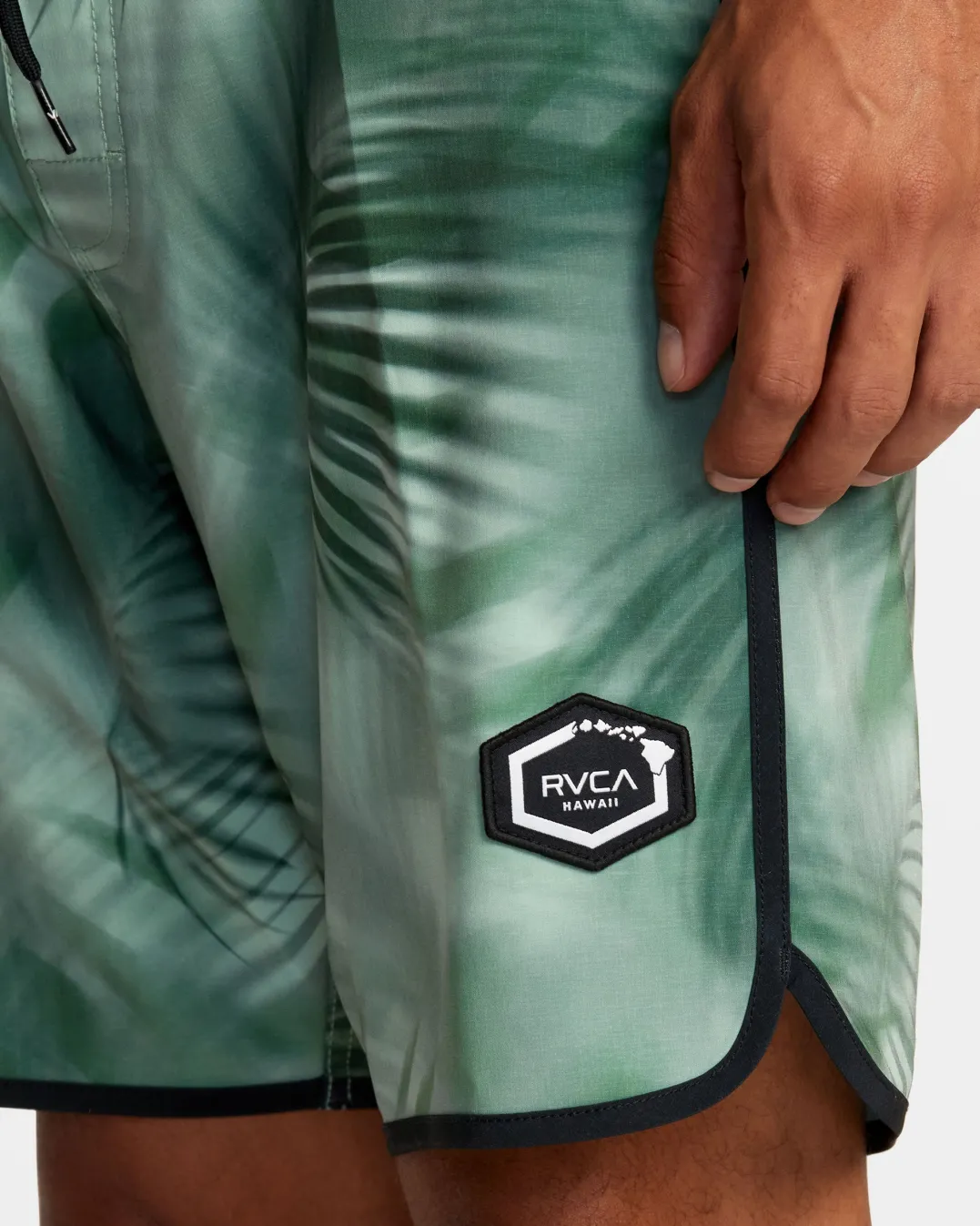 SPRAY CAMO EASTERN 20" BOARDSHORTS