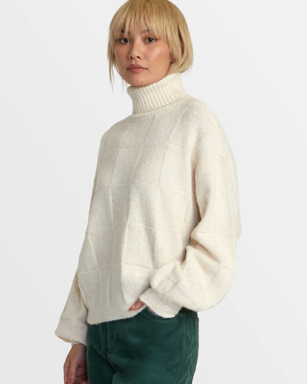 VINEYARD TURTLENECK SWEATER