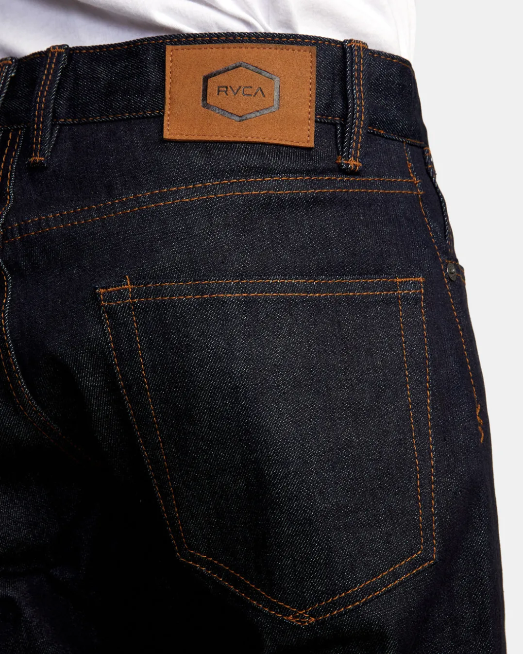 WEEKEND STRAIGHT FIT JEANS