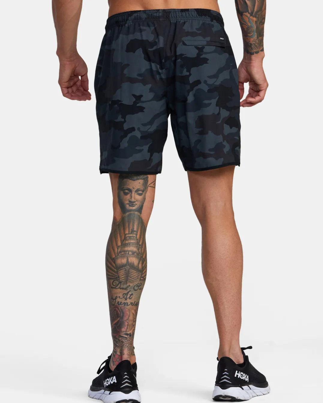 YOGGER STRETCH 17" ATHLETIC SHORTS
