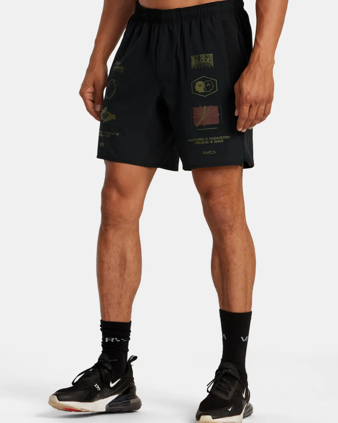 YOGGER STRETCH 17" ATHLETIC SHORTS