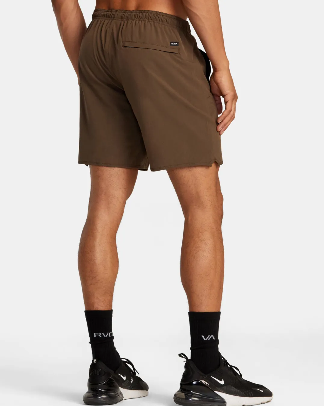 YOGGER STRETCH 17" ATHLETIC SHORTS