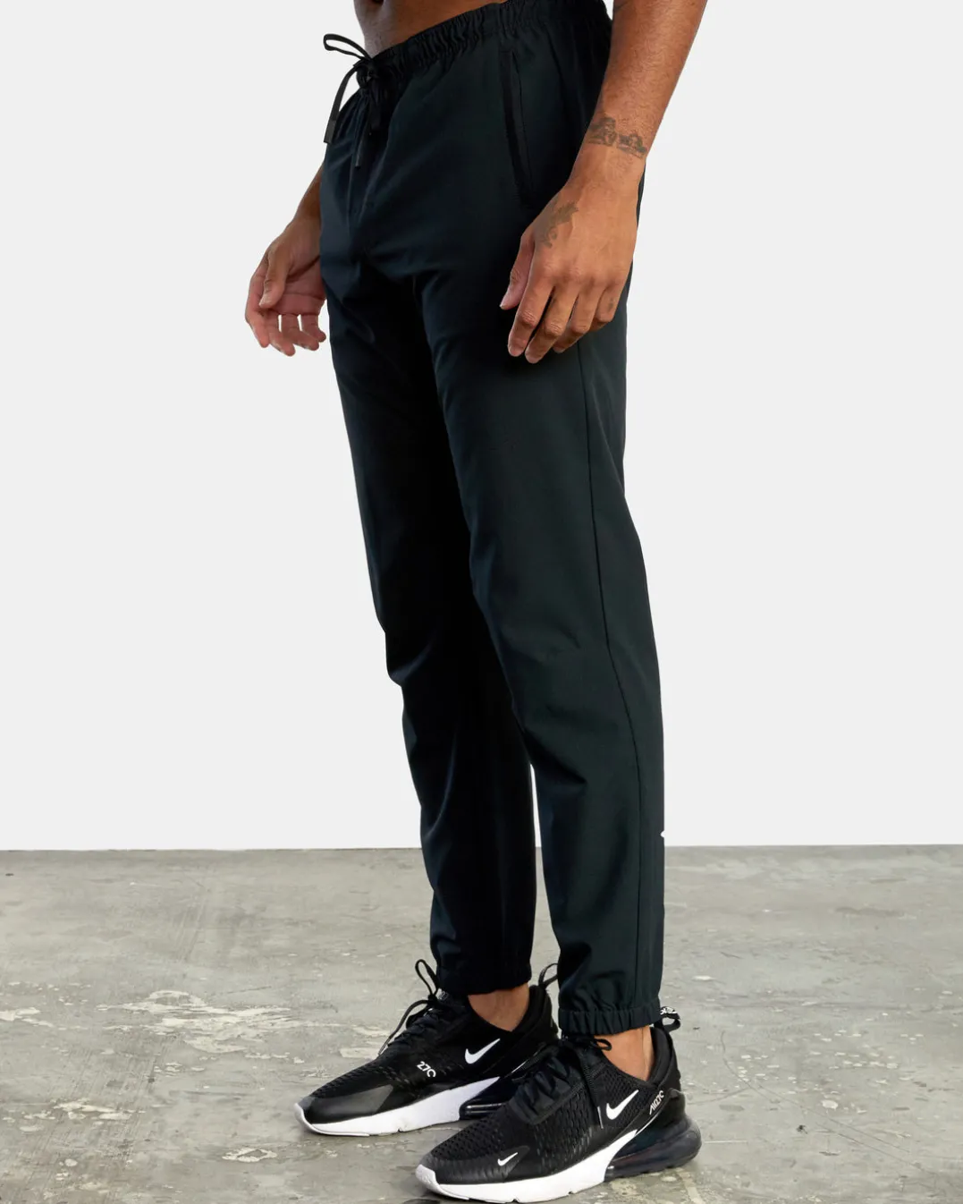 YOGGER TRACK PANTS II