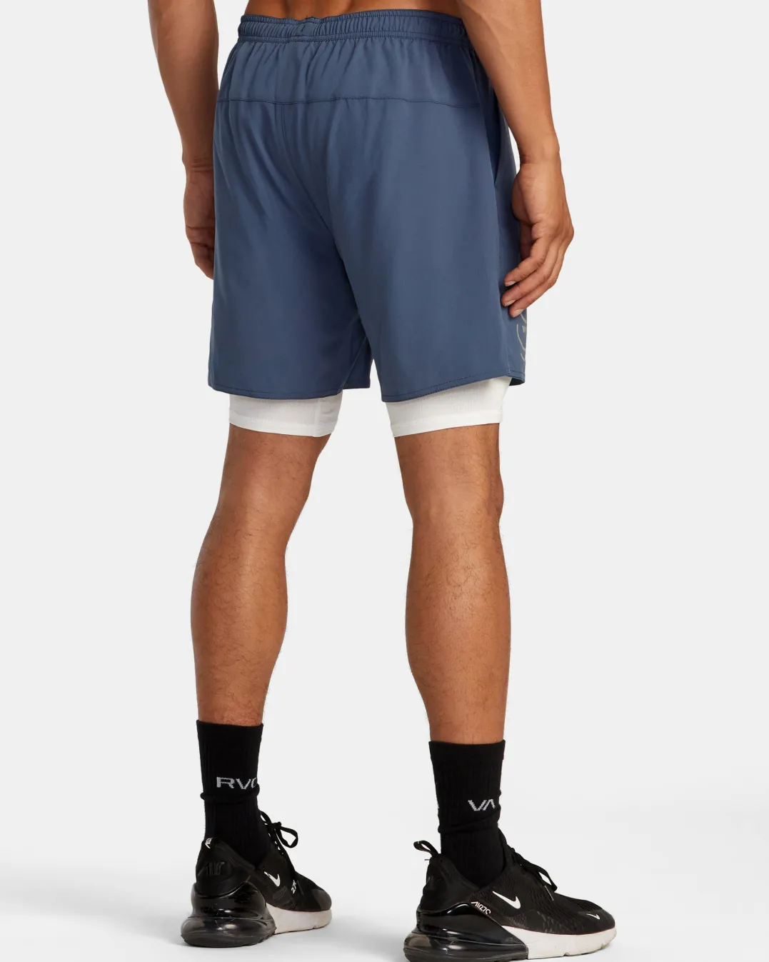 YOGGER TRAIN 2-IN-1 17" WORKOUT SHORTS